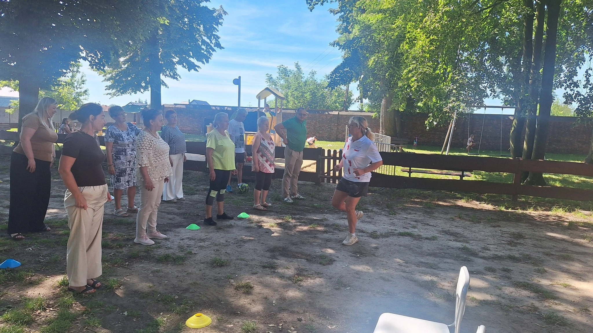 Gogle VR i walking futbol – innowacje dla seniorów w Bojanowie — zdjęcie 22