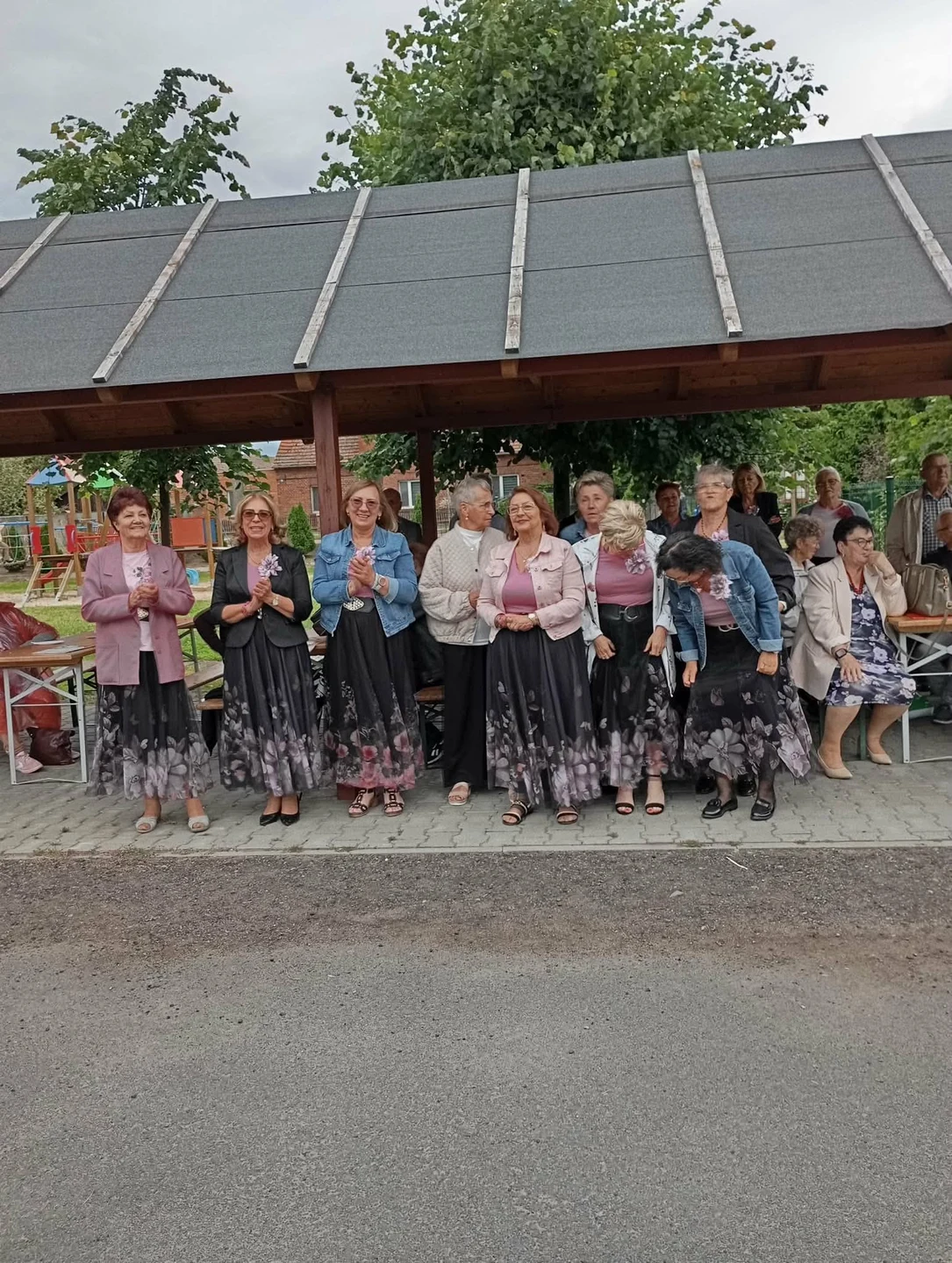 Klub Seniora podsumowuje czerwiec pełen aktywności — zdjęcie 15