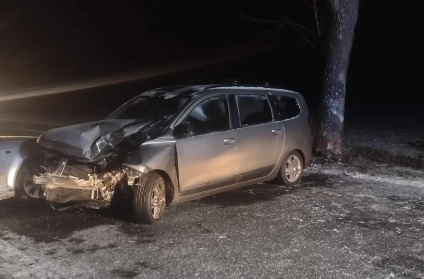  Kolizja drogowa między Tarchalinem a Poniecem.