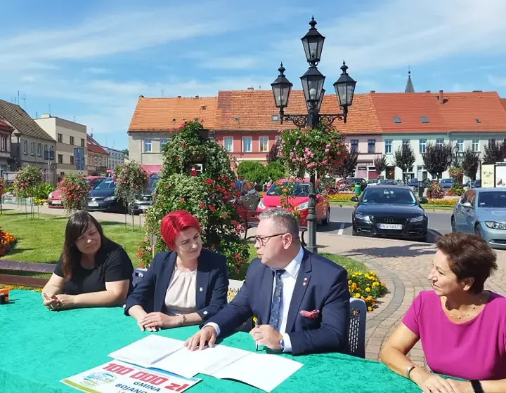  Podpisanie Umowy na Oczyszczenie Stawu w Trzeboszu: 100 000 zł Dofinansowania