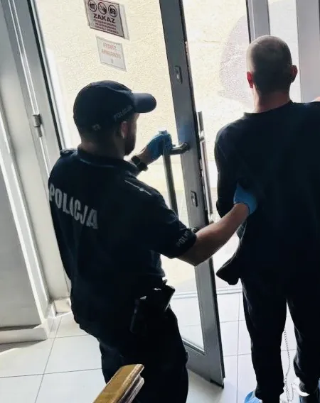 Areszt za usiłowanie zabójstwa – 47-latek z gminy Bojanowo zaatakował nożem swojego brata